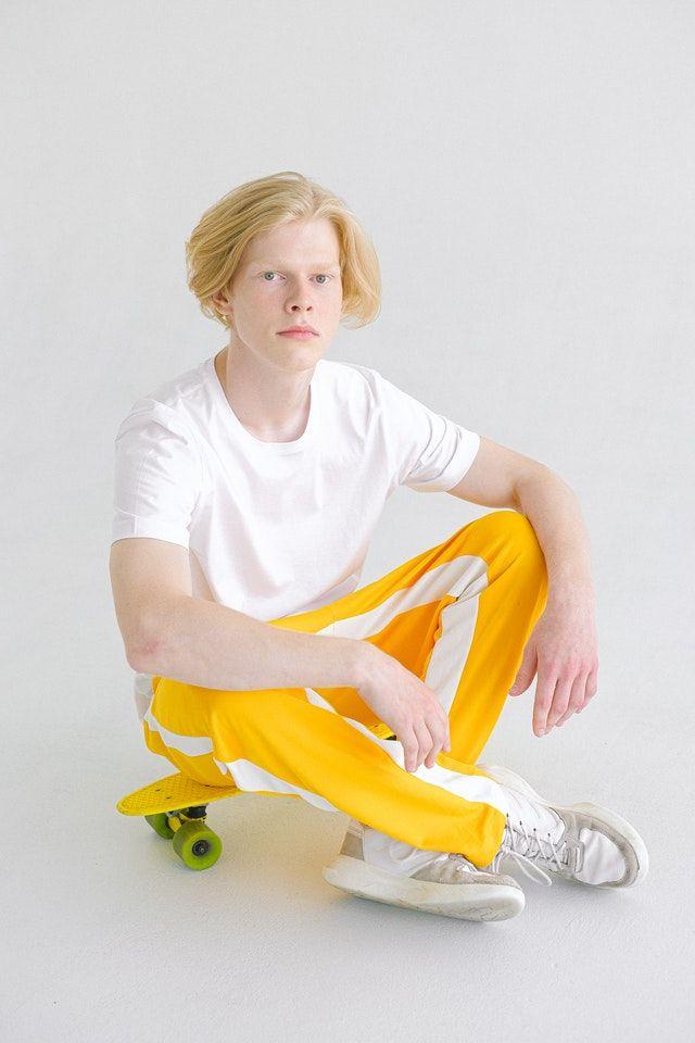 A-line dress with raised pockets